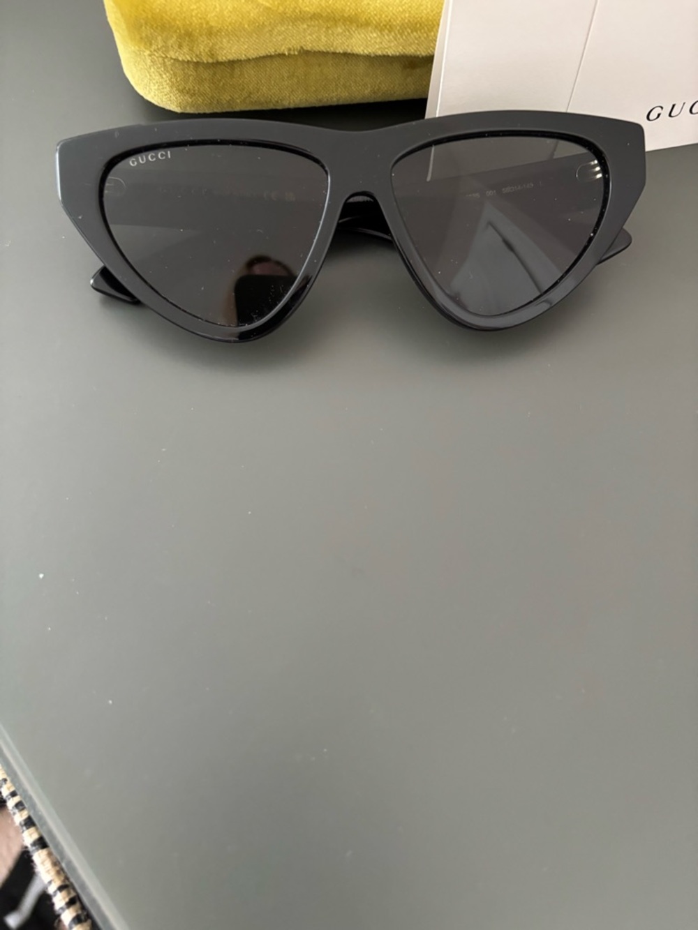 GUCCI SUNGLASSES